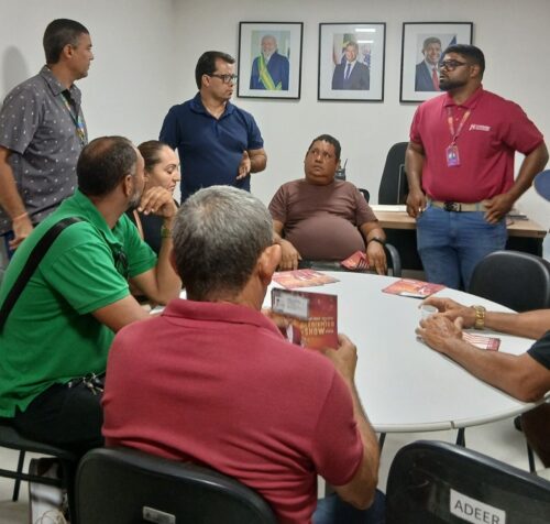Prefeitura de Juazeiro intermedia facilitação em linhas de crédito para ambulantes do Carnaval em Juazeiro