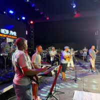 “Já deu pra sentir o sabor do Carnaval”: Ensaio anima foliões na Orla II