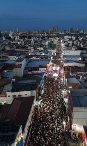 Carnaval de Juazeiro ultrapassa 600 mil foliões e confirma maior público do interior do Nordeste